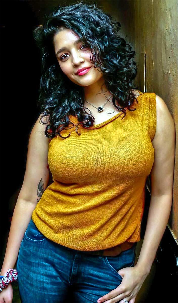 Ritika stuns in biscuit color
