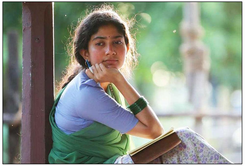 Bollywood Beauties Conspiracy Against Sai Pallavi