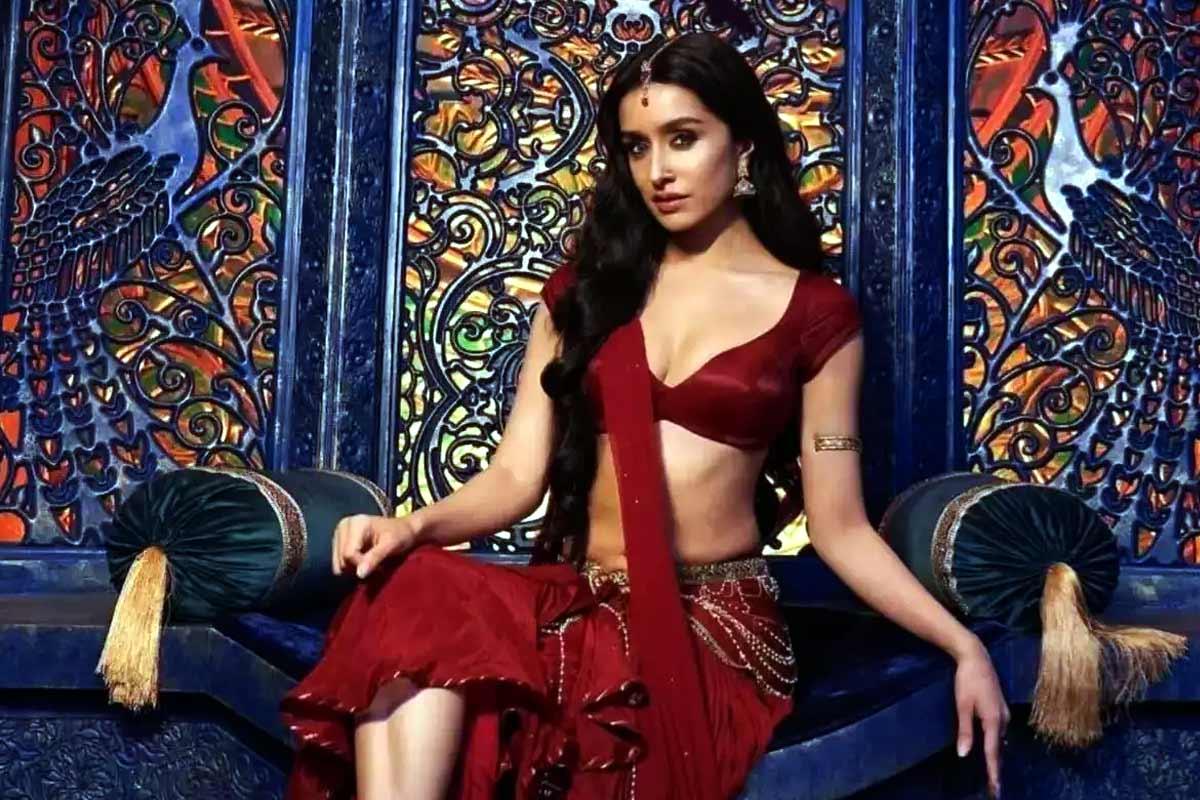 Shraddha Kapoor surprised with a unique warning