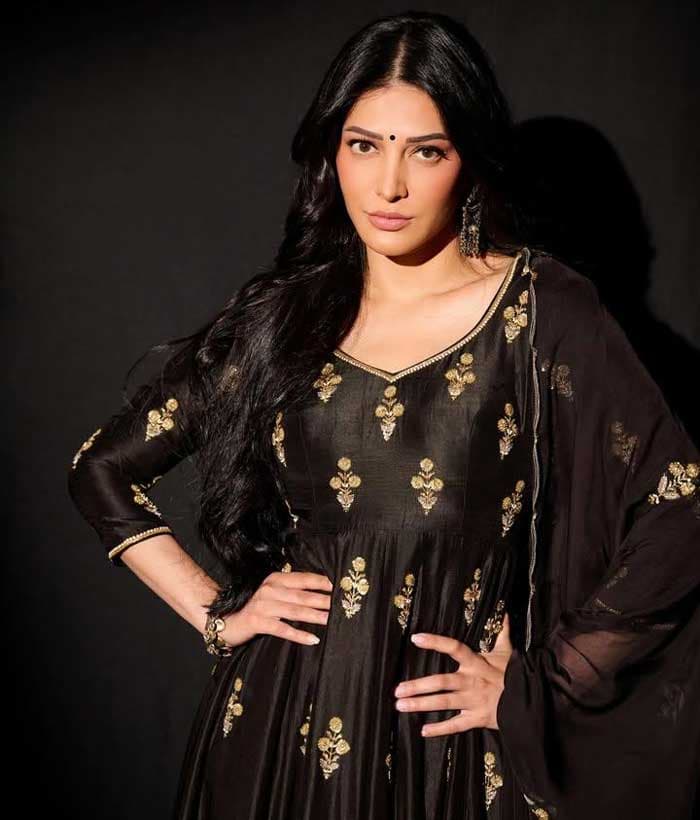 Shruti Haasan praises South Stars