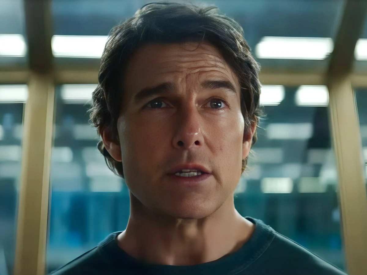 Tom Cruise breathed own carbon dioxide in Mission Impossible stunt