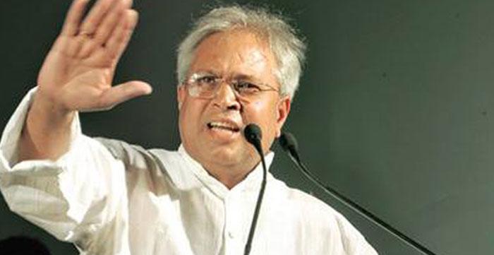 Undavalli Proves Chandrababu Not Senior