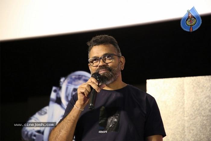 Varun Tej Mix Of Chiru, Rajini, Big B
