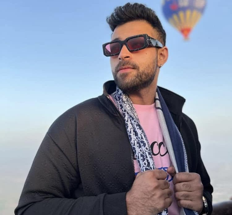 Varun Tej Noble Gesture Winning Hearts