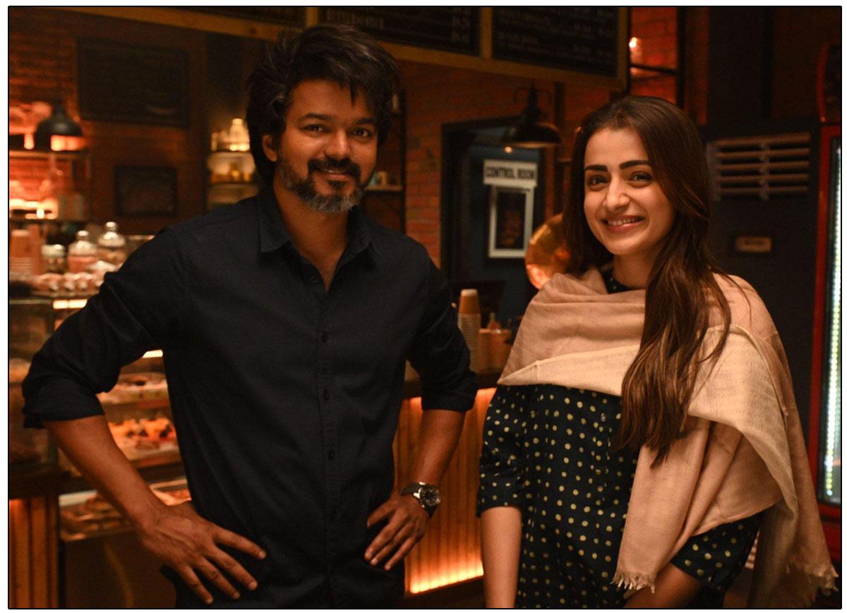 Recent Video Sparks Speculation About Vijay - Trisha Dating Rumors