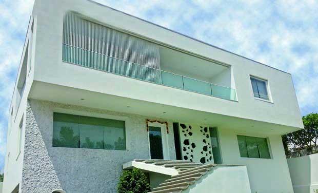 VV Vinayak Shocks Everyone Selling House!