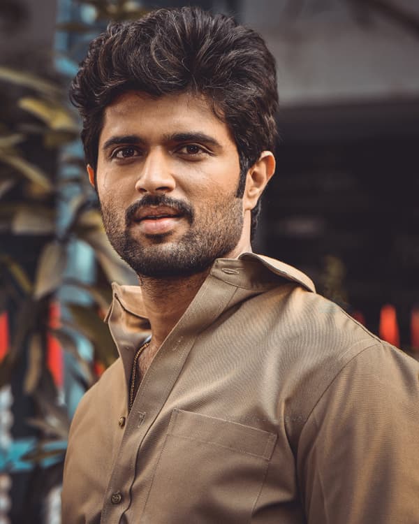 World Famous Lover 1st Day Collections