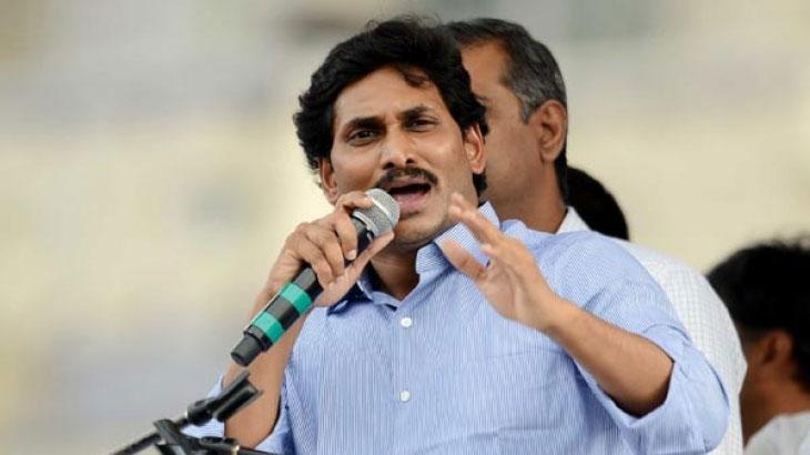 YS Jagan Big Blunder with Kathi Mahesh?