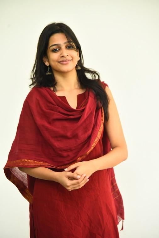 Ananthika Sanilkumar Photos