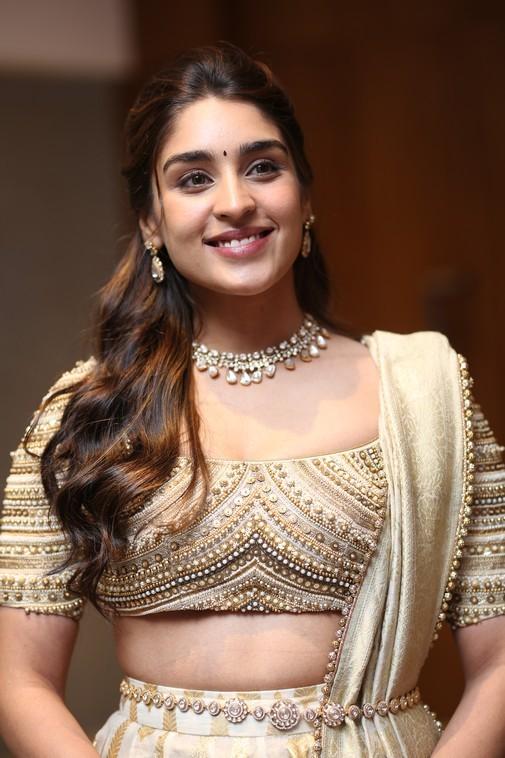 Yukti Thareja Photos