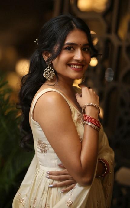 Samyuktha Viswanathan Photos