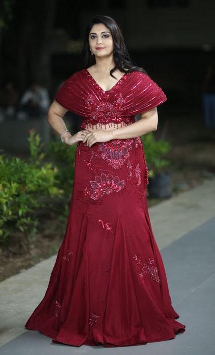 Surbhi Photos