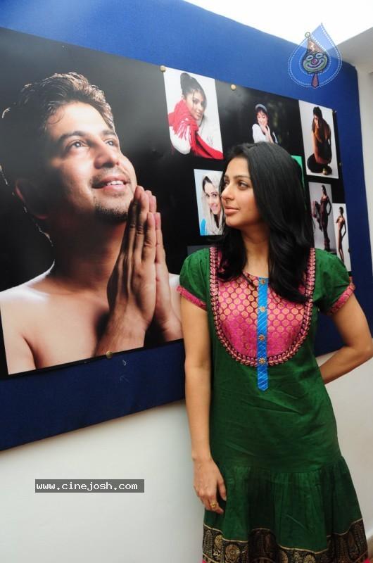CineJosh gallery photo