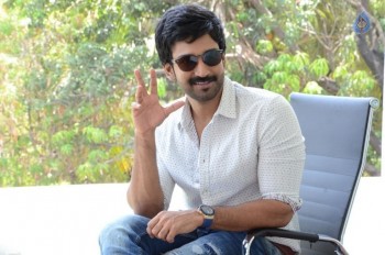 Aadhi Pinisetty New Photos