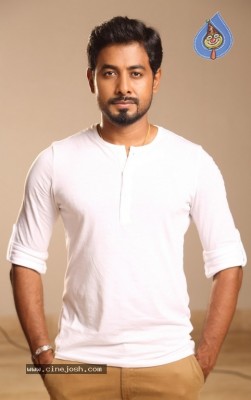 Actor Aari Latest Photos