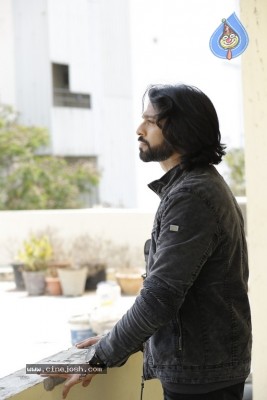 Ishtangaa Hero Arjun Mahi Stills