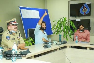 Vijay Deverakonda Interacts Field Level Officers