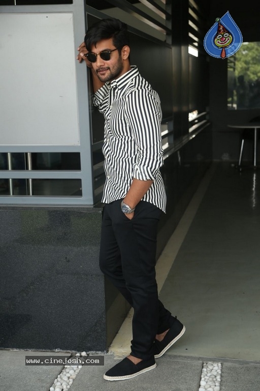 Aadi Latest Interview Stills - 10 / 21 photos