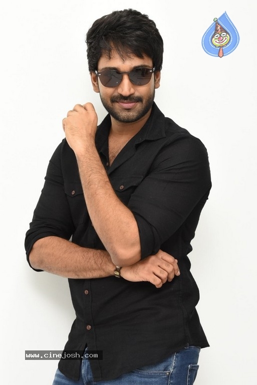 Aadhi Pinisetty Interview Stills - 3 / 50 photos