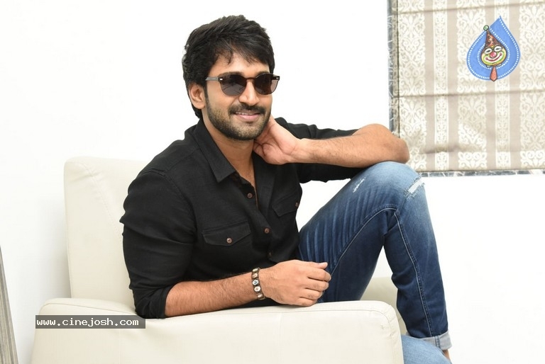 Aadhi Pinisetty Interview Stills - 12 / 50 photos