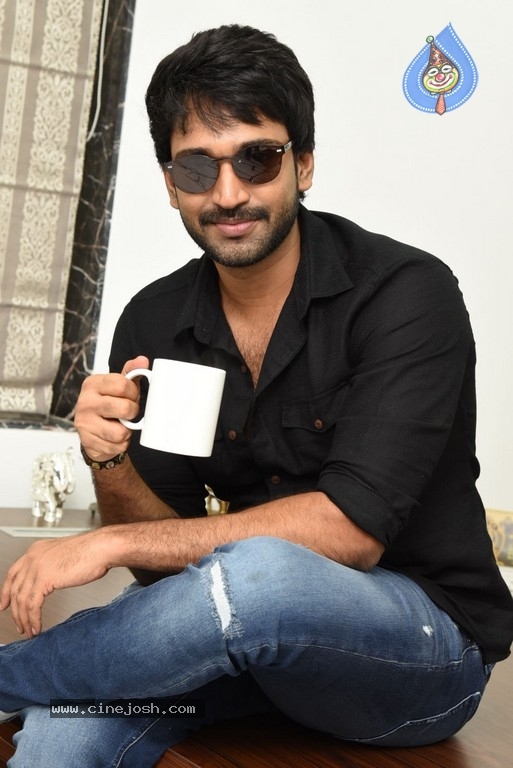 Aadhi Pinisetty Interview Stills - 19 / 50 photos