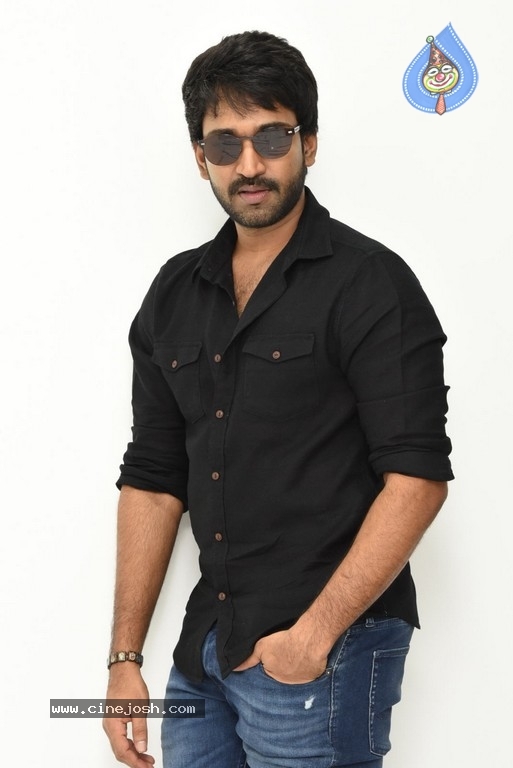 Aadhi Pinisetty Interview Stills - 30 / 50 photos