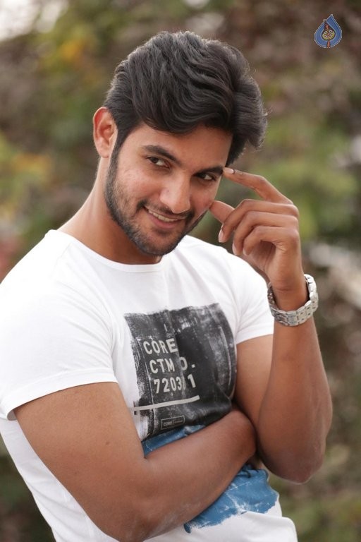Aadi New Photos - 5 / 41 photos