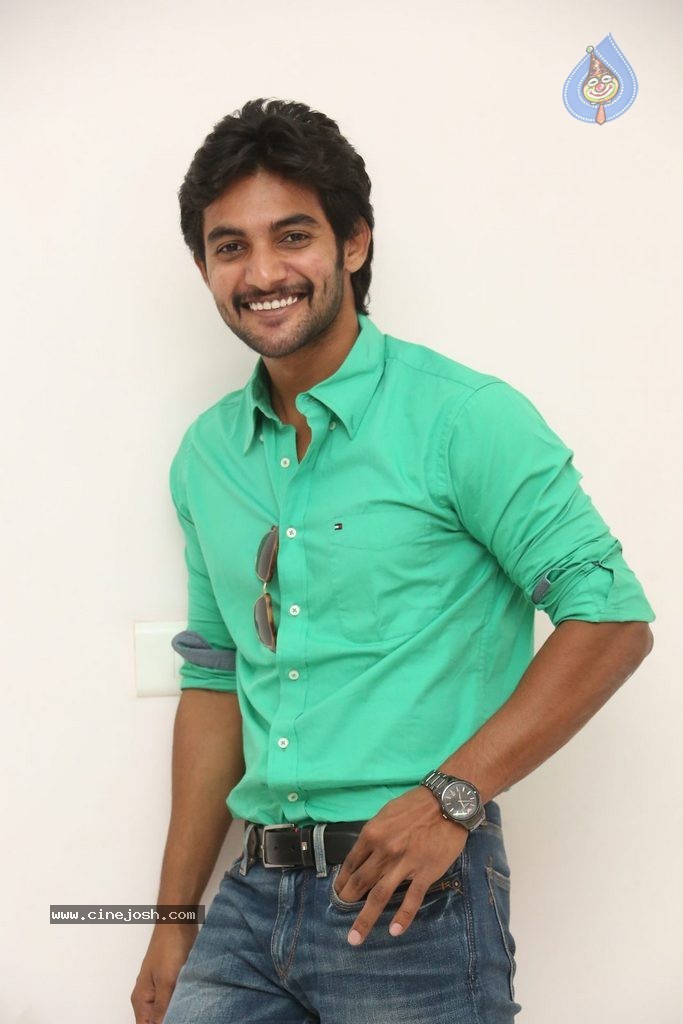 Aadi New Photos - 32 / 91 photos