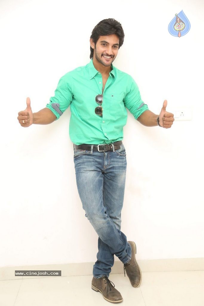 Aadi New Photos - 83 / 91 photos