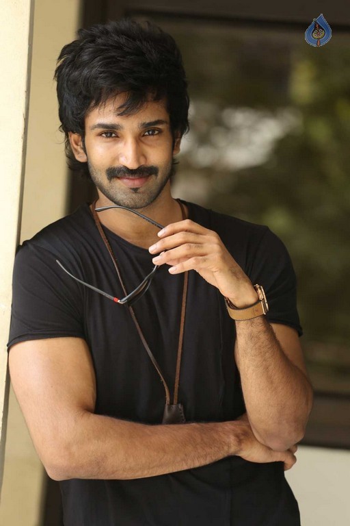 Aadi Pinisetty Interview Photos - 7 / 19 photos