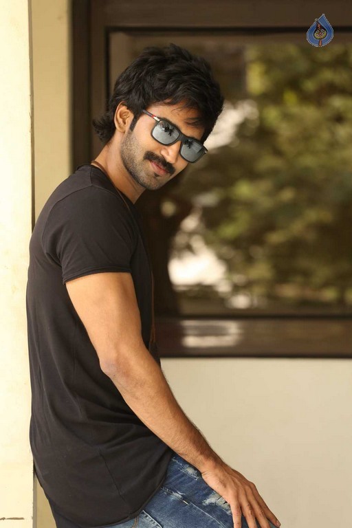 Aadi Pinisetty Interview Photos - 8 / 19 photos