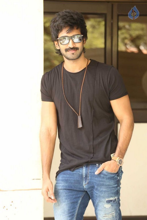 Aadi Pinisetty Interview Photos - 19 / 19 photos