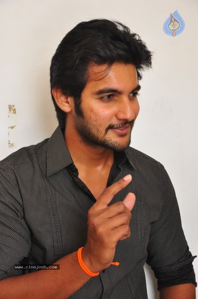 Aadi Stills - 4 / 41 photos