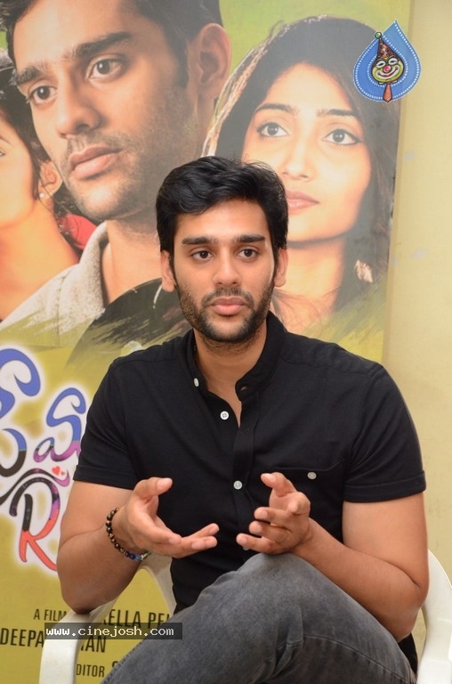 Abhilash Vadada Interview Photos - 14 / 21 photos