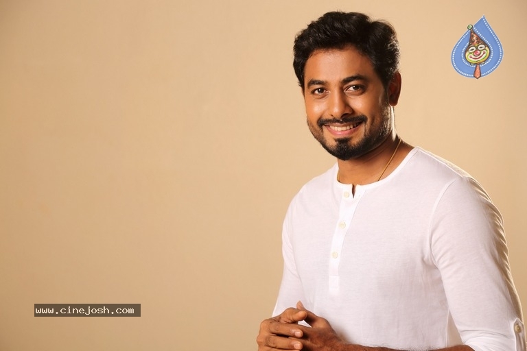 Actor Aari Latest Photos - 4 / 7 photos