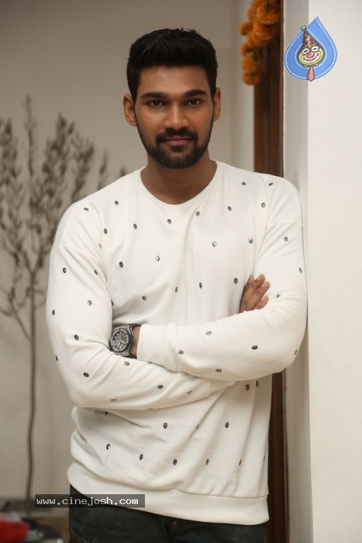 Actor Bellamkonda Srinivas Photos - 9 / 15 photos