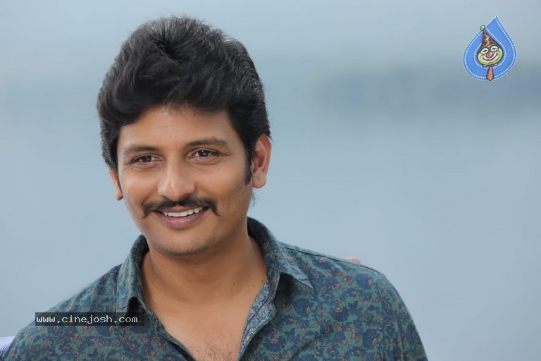 Actor Jiiva Latest Stills - 7 / 12 photos