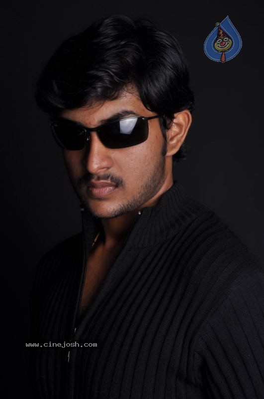 Actor Kaushik Babu Stills - 1 / 43 photos