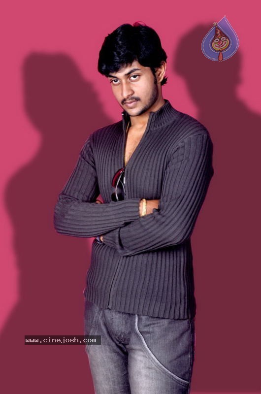 Actor Kaushik Babu Stills - 9 / 43 photos