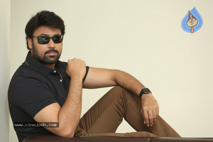 Actor Laksh Interview Photos - 13 / 21 photos