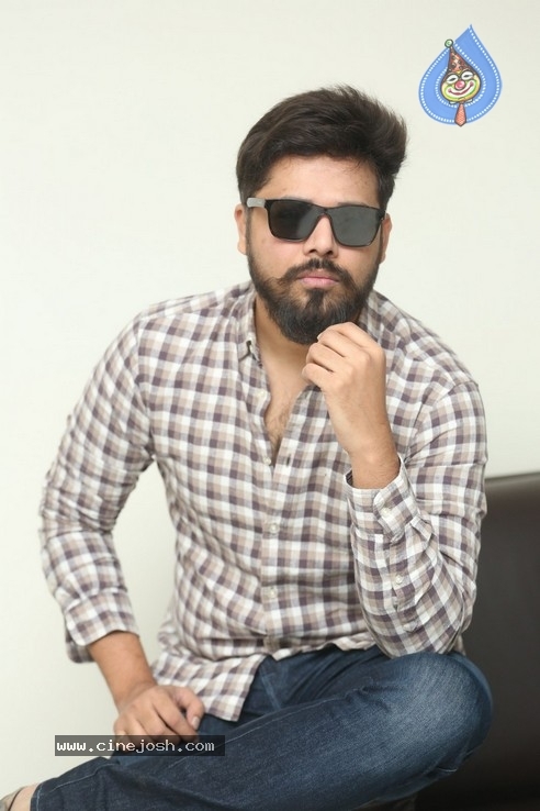 Actor Nandu Interview Pics - 4 / 21 photos