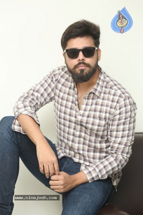 Actor Nandu Interview Pics - 13 / 21 photos