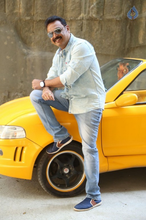 Actor Naresh Latest Photos - 6 / 30 photos
