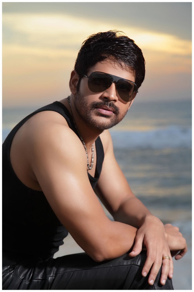 Actor Shaam Photos - 6 / 11 photos