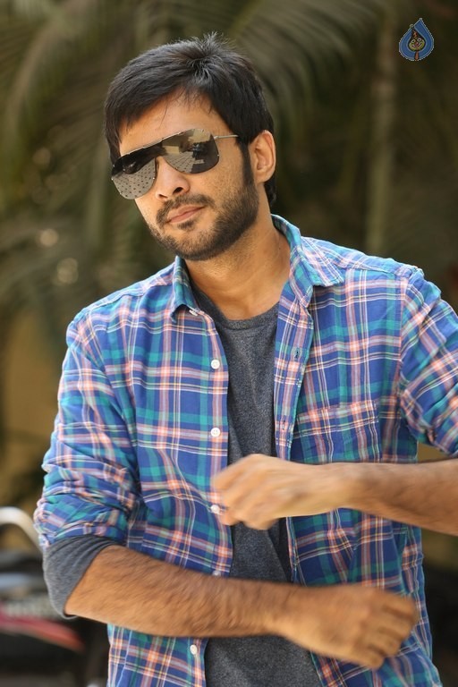 Actor Sidhu Photos - 6 / 20 photos