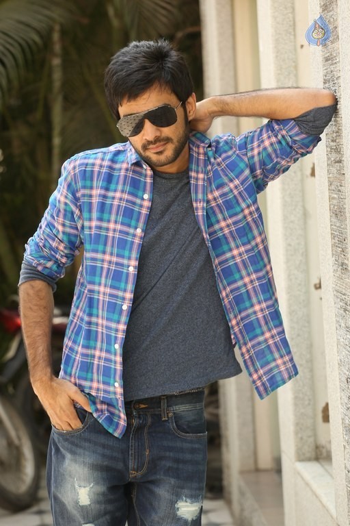 Actor Sidhu Photos - 11 / 20 photos