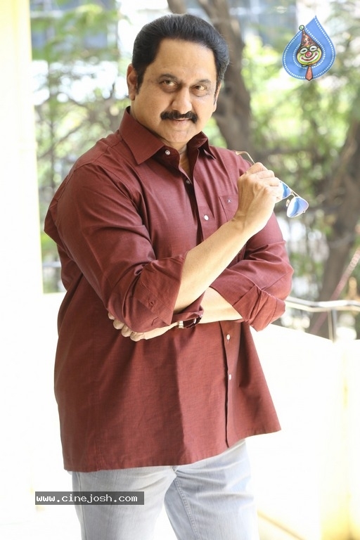 Actor Suman New Pics - 4 / 12 photos
