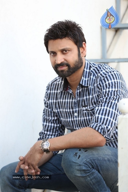 Actor Sumanth Photos - 6 / 6 photos