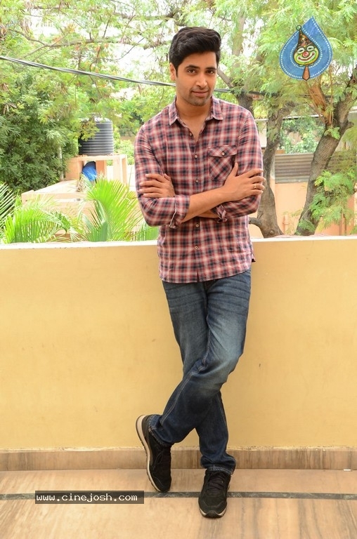 Adivi Sesh Interview Stills - 14 / 30 photos