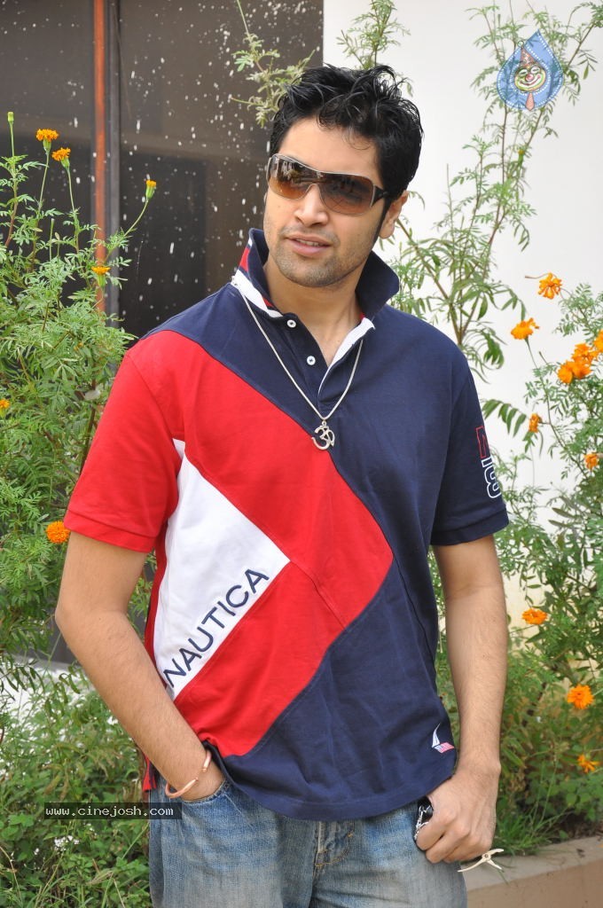 Adivi Sesh Stills - 1 / 33 photos